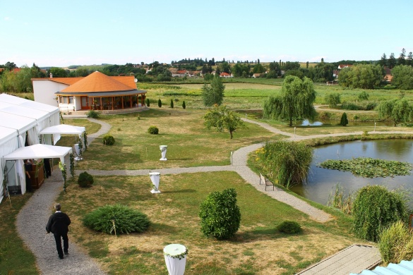 67-es Vendéglő & Panzió Boldogasszonyfa