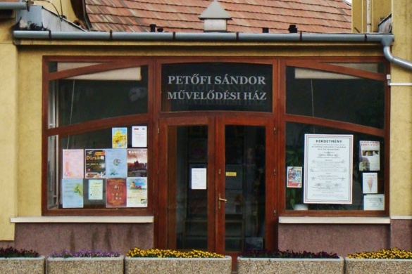 Petőfi Sándor Művelődési Ház Csömör