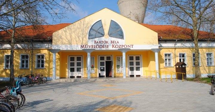 Bartók Béla Művelődési Központ és Könyvtár Sarkad