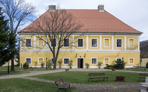 Művelődési Ház Kölesd