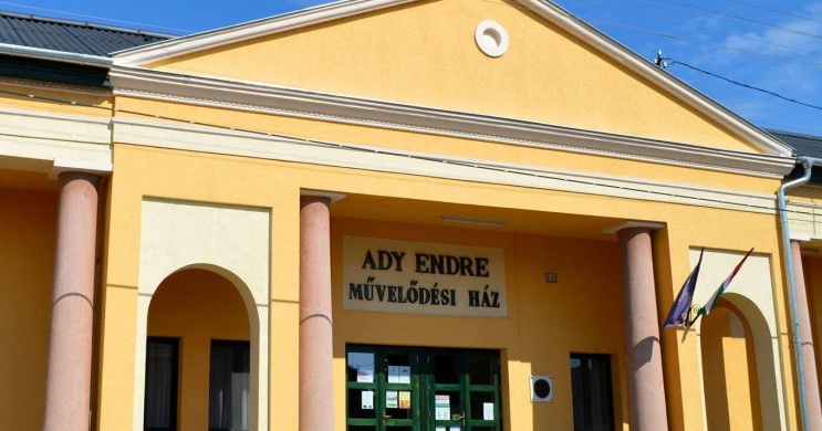 Ady Endre Művelődési Ház Kiszombor
