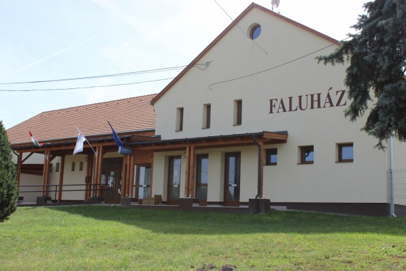 Faluház  Bőny