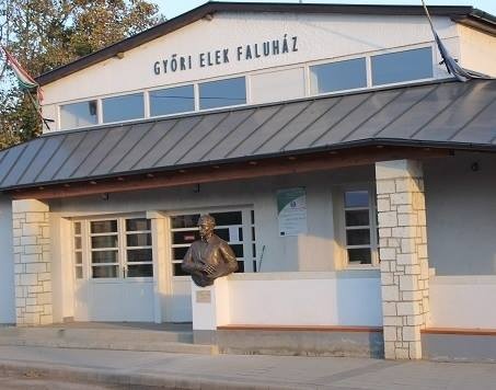 Győri Elek Faluház Tiszaladány