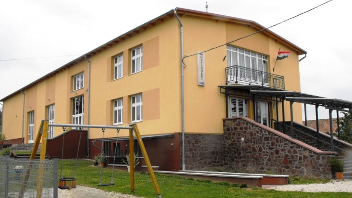 Művelődési Ház és Könyvtár, Alsópáhok