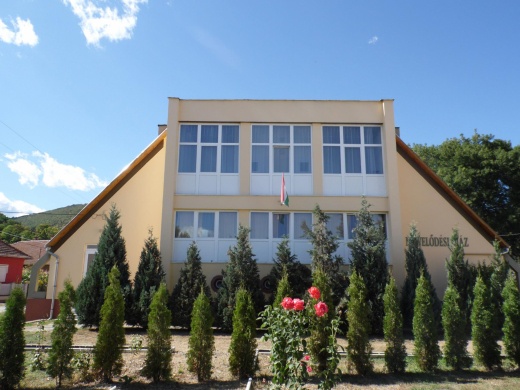 Petőfi Sándor Művelődési Ház és Könyvtár  Bódvaszilas