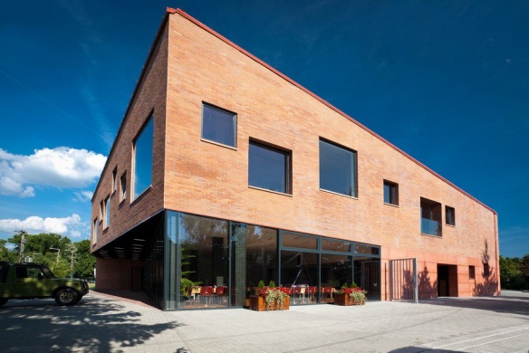 Művelődési Központ és Könyvtár Sásd