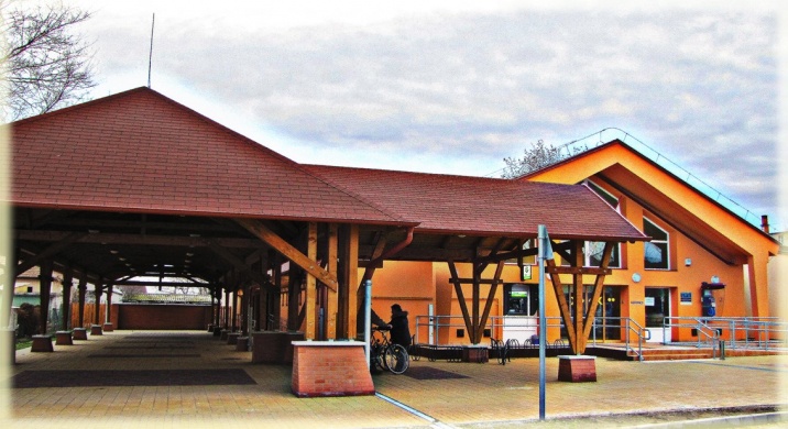 Szandaszőlősi Művelődési Ház Szolnok