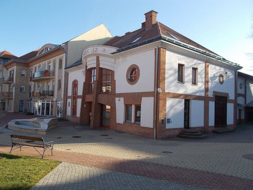 Kalocsai Színház és Mozi