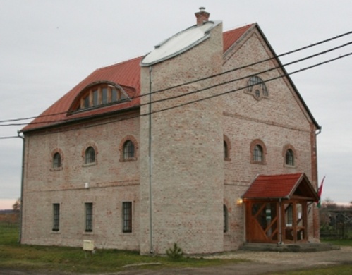 Árpád-házi Szent Margit Helytörténeti Múzeum és Könyvtár Segesd