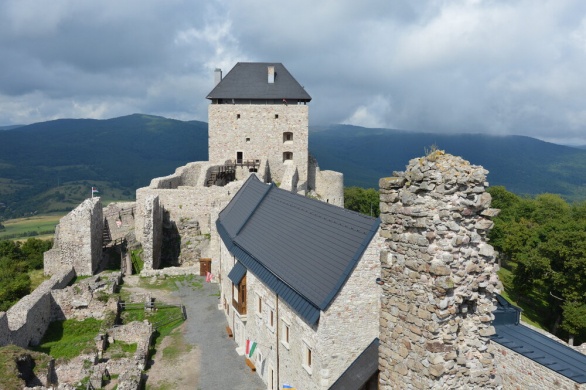 Regéci Vár és Látogatóközpont