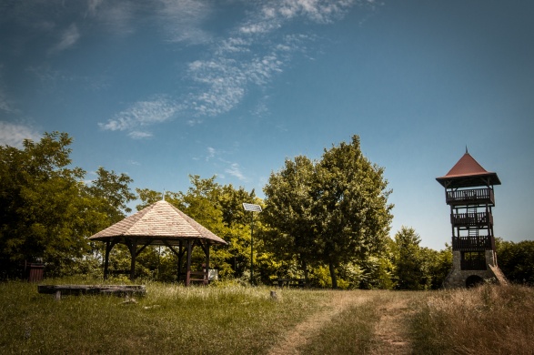 Vár-hegyi kilátó Mecseknádasd