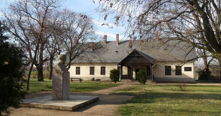 Vörösmarty Mihály Emlékmúzeum Kápolnásnyék