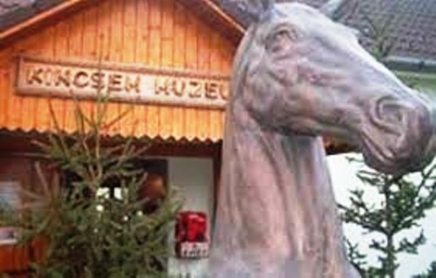 Kincsem Múzeum Tápiószentmárton