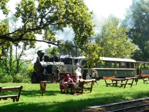 Pörbölyi Ökoturisztikai Központ