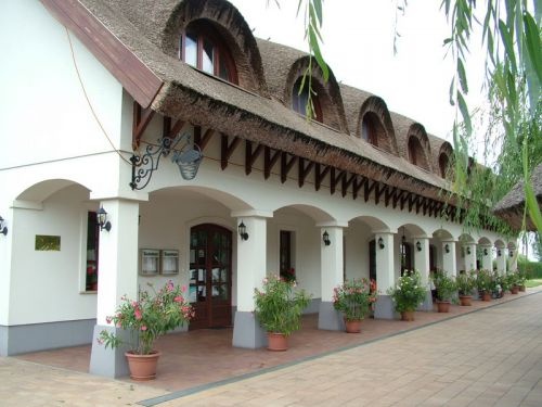 Akasztói Horgászpark és Halascsárda