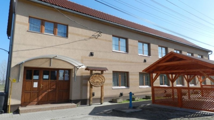 Sántha Márta Könyvtár és Művelődési Ház