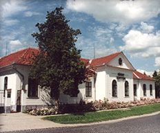 Vécsey Károly Művelődési Ház és Könyvtár