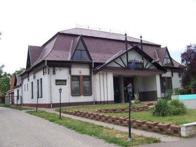 József Attila Művelődési Ház és Nagyközségi Könyvtár Kunmadaras