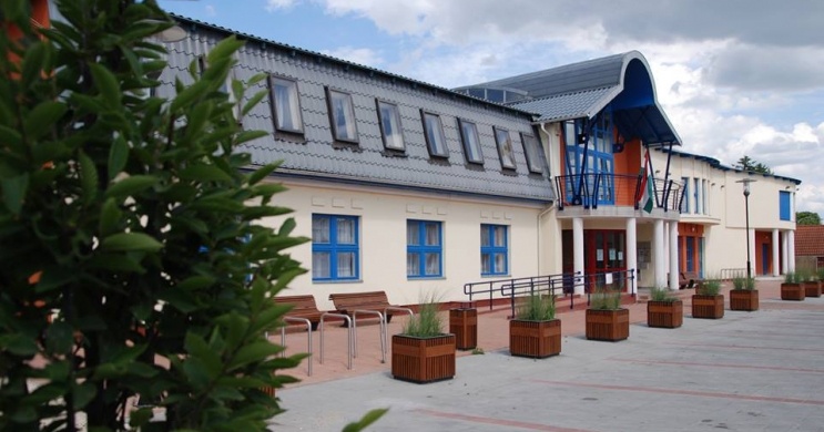 Tököli Művelődési Ház és Könyvtár