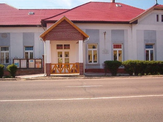 Vigadó Kulturális Központ Kisújszállás