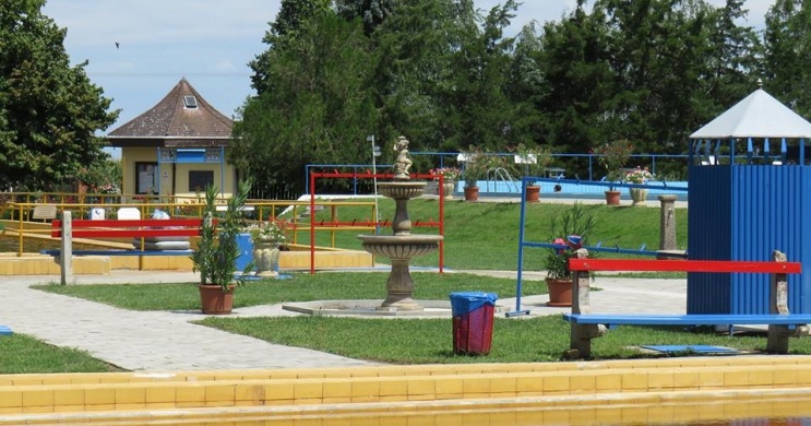 Földesi Strandfürdő és Gyógyfürdő