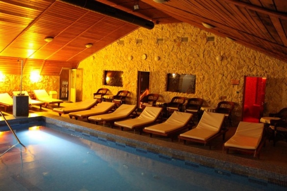 Oázis Wellness  és Sporthotel Szigetszentmiklós