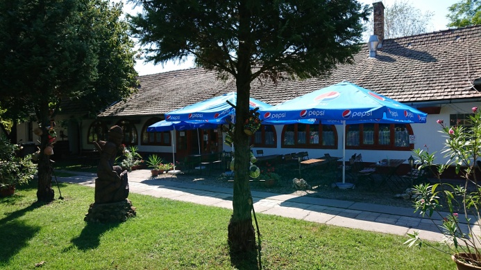 Natura Halászcsárda és Horgászpark Kecel