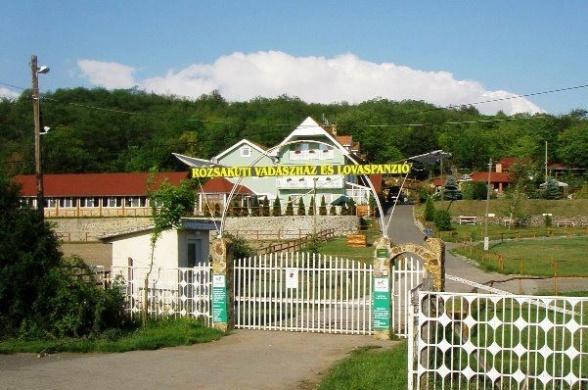 Rózsakúti Vadászház és Lovaspanzió Galgamácsa