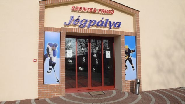 Szentes Frigo Jégpálya