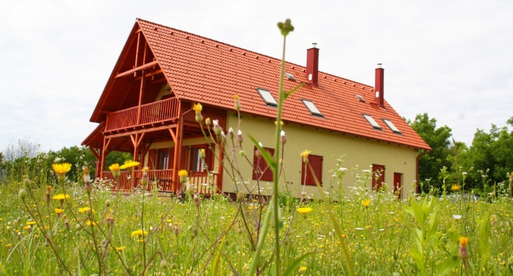 Kisgörbői Hegyi Porta