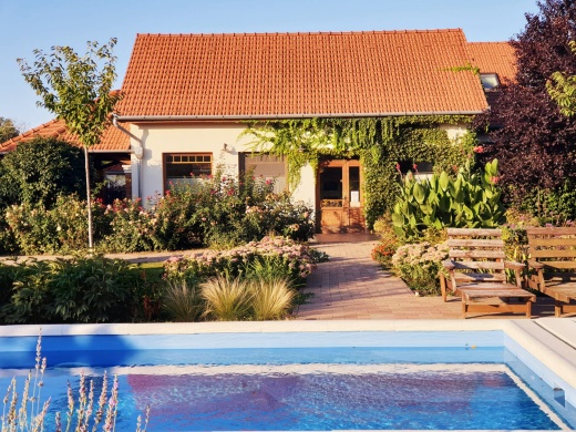 Fogadó a Suttogóhoz