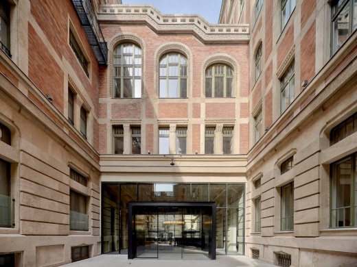 Kozmo Hotel Suites & Spa***** Budapest