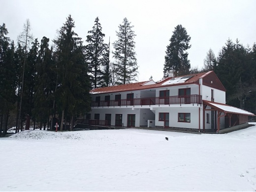 Fenyvespusztai Erdészeti Erdei Iskola Tar