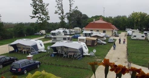 Füzesgyarmati Termálkemping