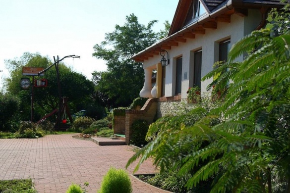 Diófa Motel és Csárda Hajdúnánás