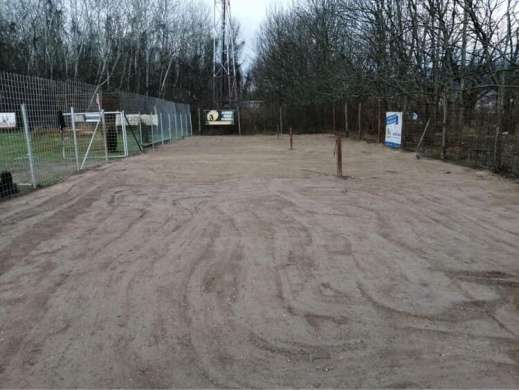 Duhajdombi Kutyakiképző Iskola és Panzió Üröm