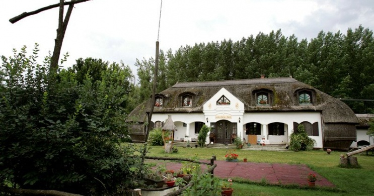 Gedeon Tanya Panzió Bugacpuszta