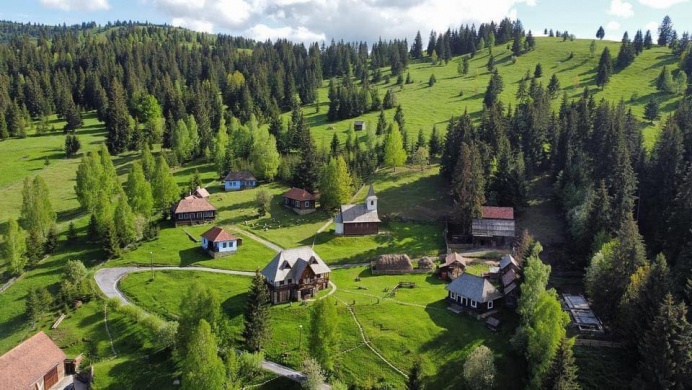 Gyimesi Skanzen Panzió Gyimesközéplok