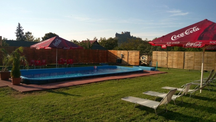 Tekerjes Étterem, Fogadó és Turistaszállás Boldogkőváralja