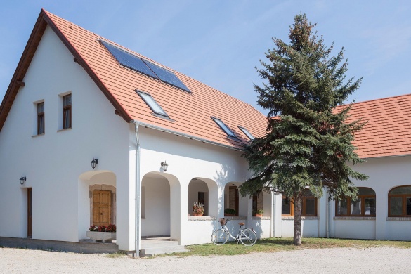 LOVRA Vendégház Lórév