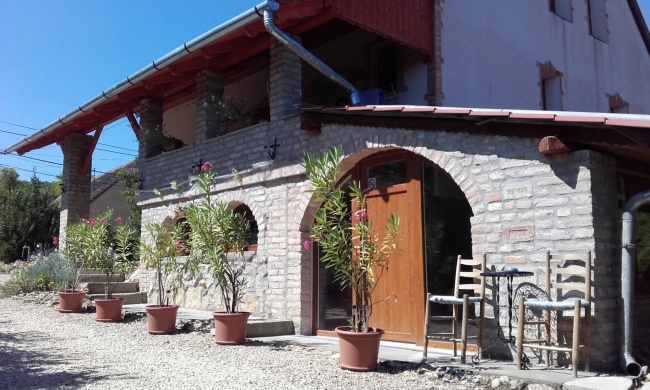 Múltidéző Hagyományőrző Porta Báta