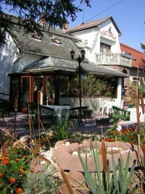 Hotel Viktória Vendégház Balatonalmádi