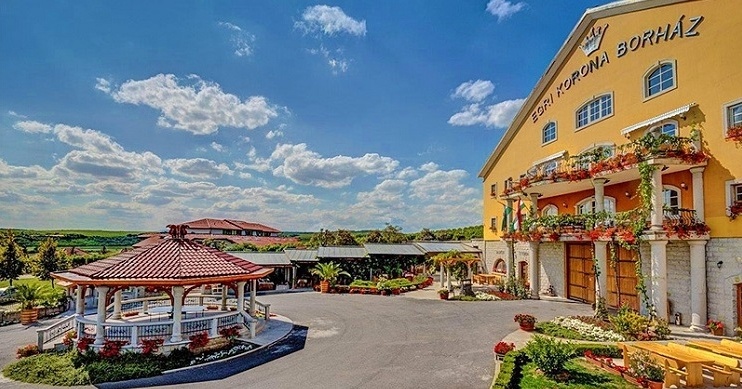 Egri Korona Borház és Wellness Hotel