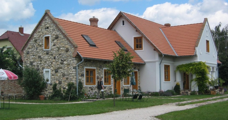 Sárvári Vendégház Szenbékkálla