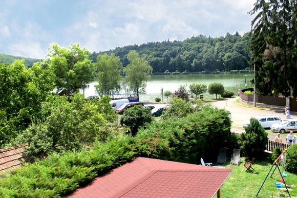 Tavi Fészek Fogadó Bánk