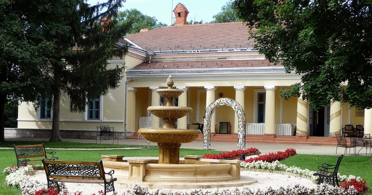 Fenyőharaszt Kastélyszálló****