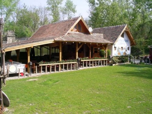 Aranykárász Kemping