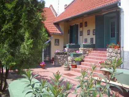 Eszter Panzió Szentbékkálla