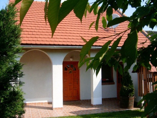 Boglárka Vendégház Letkés