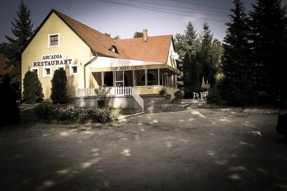 Arcadia Vendégház és Étterem
